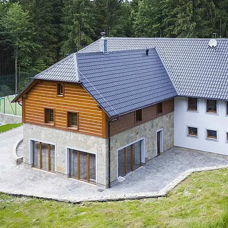 Club Rezidence Pod Luci Apartment Loucovice